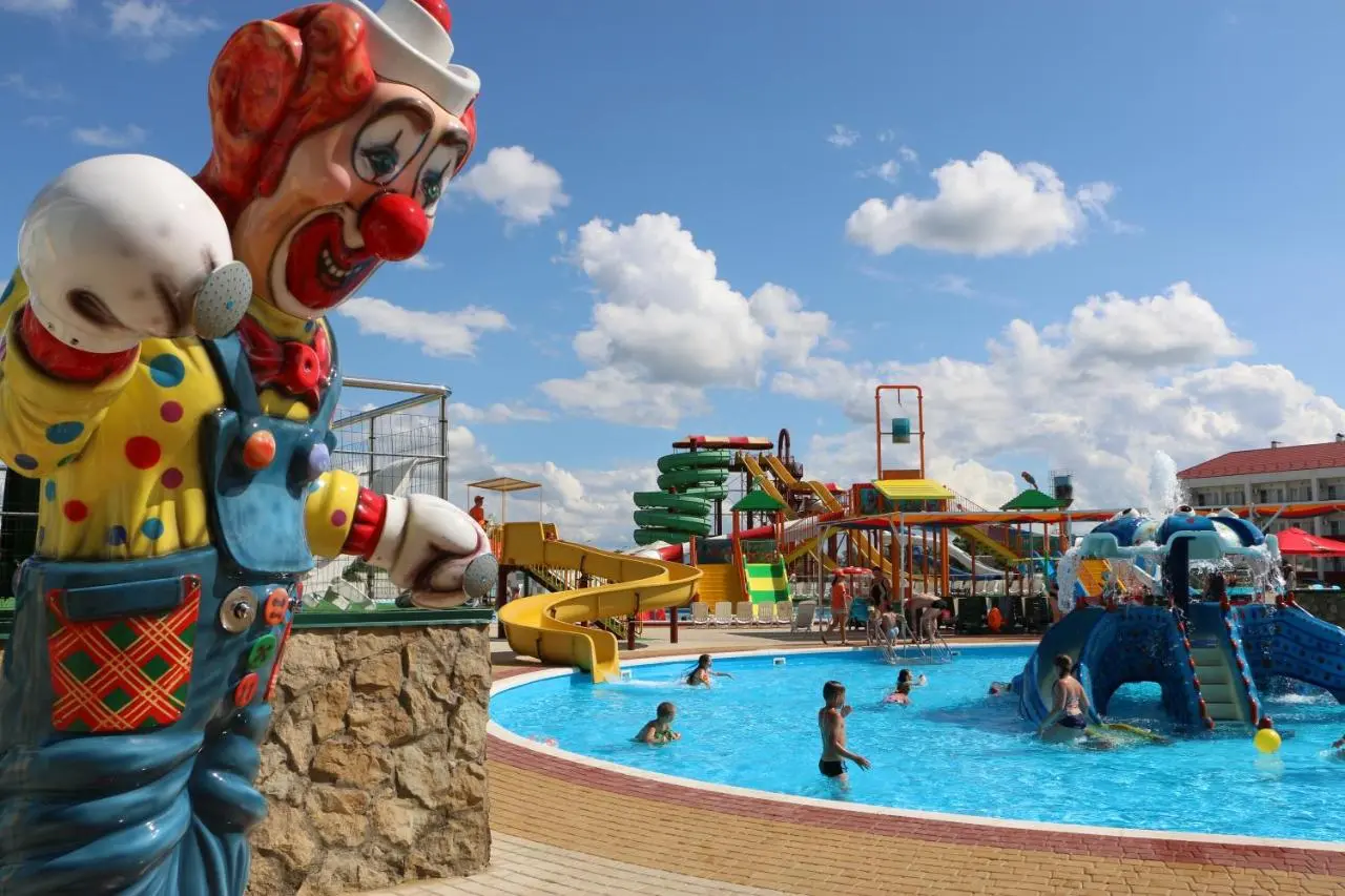 Голубицкая: Mini-Hotel Morskoi rif