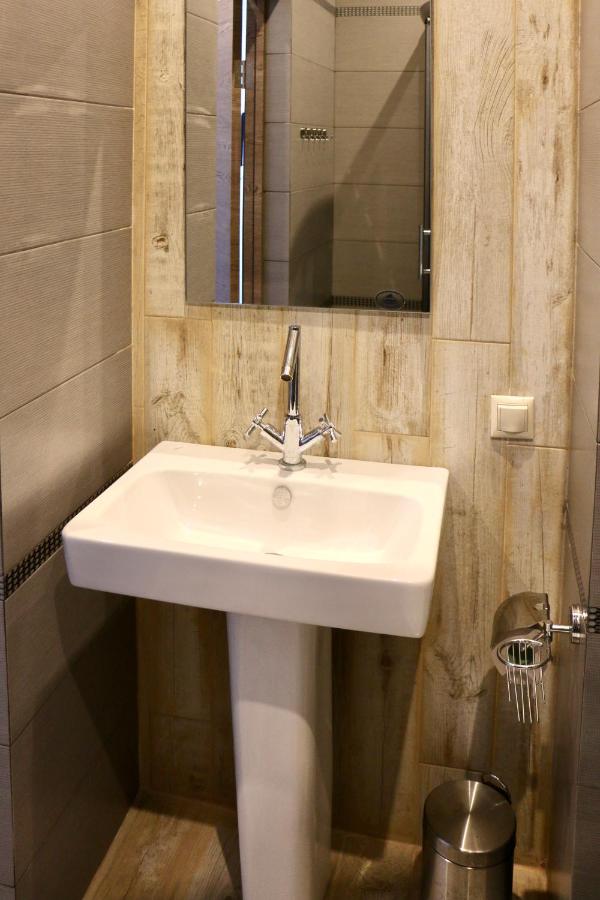 Голубицкая: Mini-Hotel Morskoi rif