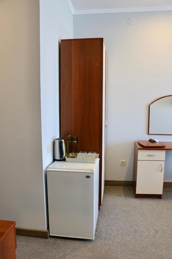 Голубицкая: Mini-Hotel Morskoi rif