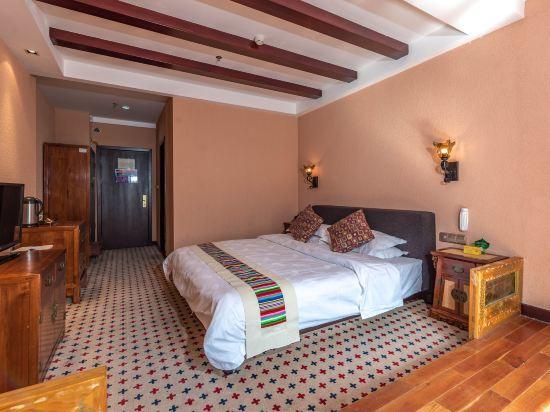 Линжи: Qizheng Padma Chumig Garden Hotel (Nyingchi)