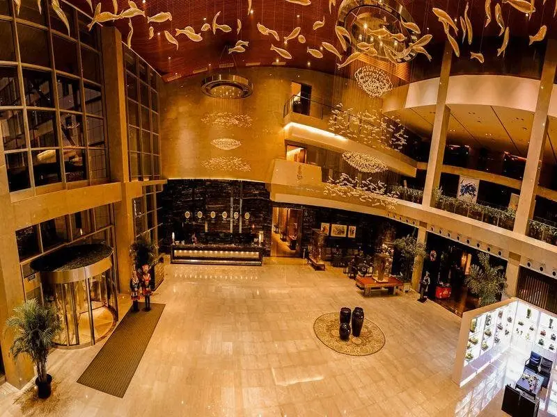 Циндао: Zhonghang Xiangtong Yacht Club Hotel