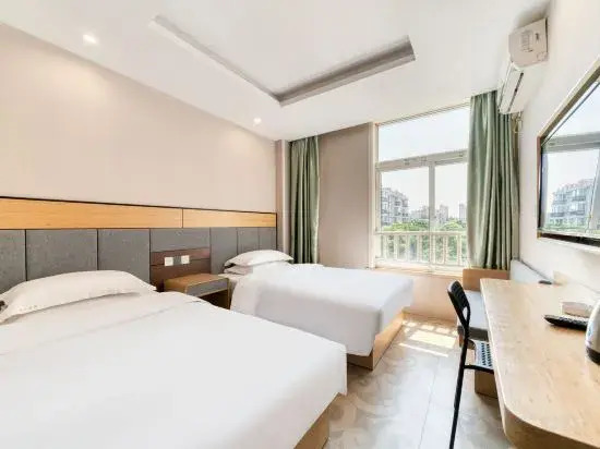 Шанхай: Jinye Hotel (Shanghai Sanlin Subway Station)