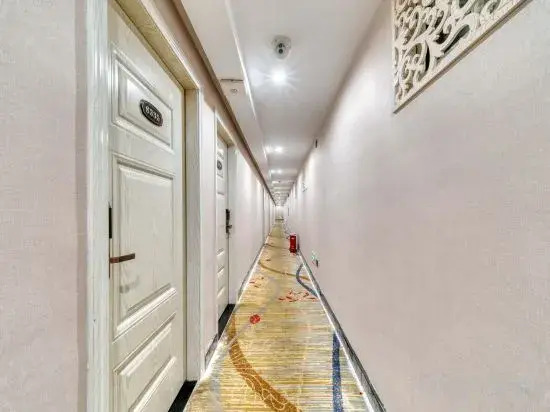 Шанхай: Jinye Hotel (Shanghai Sanlin Subway Station)