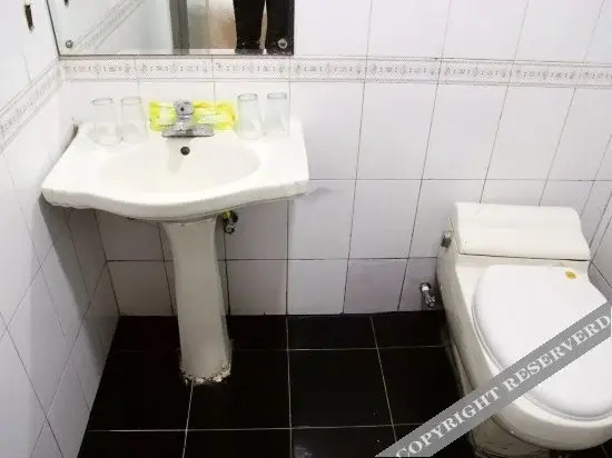 Циндао: Rujia Tianqiao Business Hotel