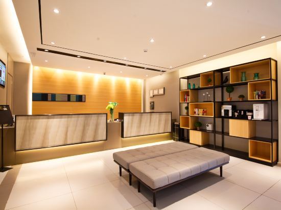 Чанчунь: Homeinn Selected Hotel (Changchun University-city Xunchi Plaza)