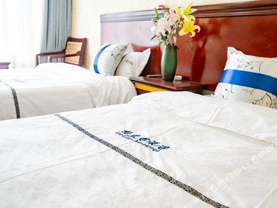Дали: Gelanjun Hotel