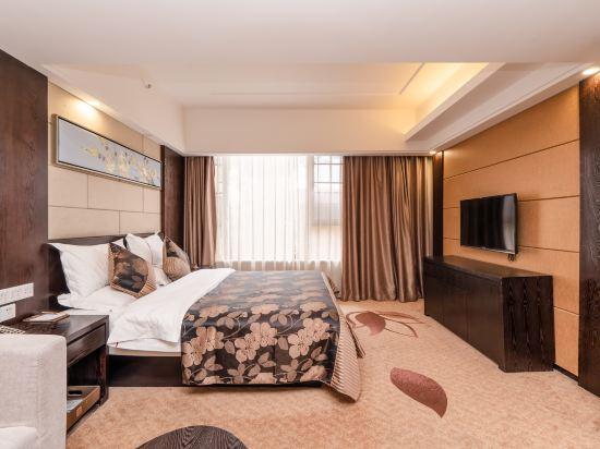Куньмин: Hometown Lotus Hotel