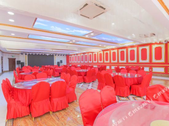 Шэньян: Home Inn Huayi Collection Hotel (724 Factory)