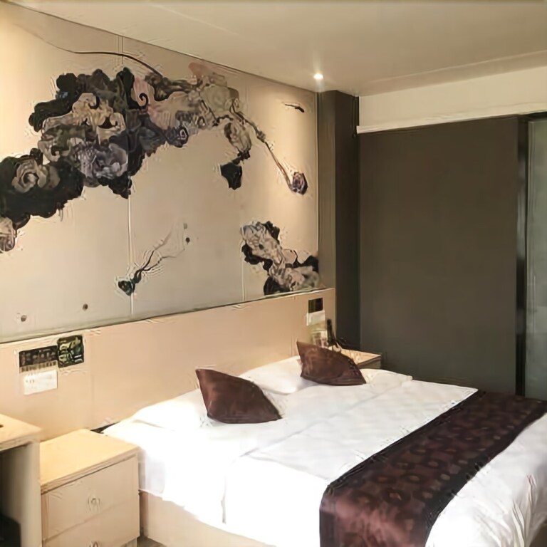 Хуанши: Jiang Nan Feng Shang Hotel