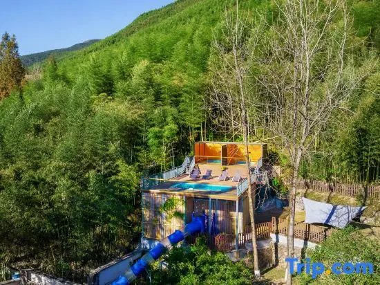 Хучжоу: Mogan Mountain Yinhua Wu Hot Spring Resort Guesthouse