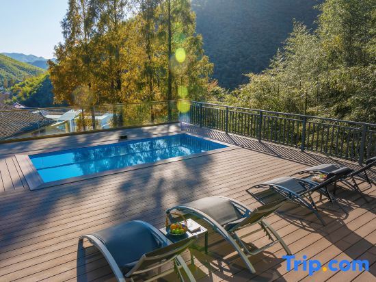 Хучжоу: Mogan Mountain Yinhua Wu Hot Spring Resort Guesthouse