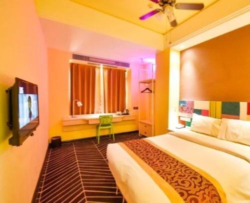 Хайкоу: Zhanghe Hotel (Haikou Xiuying Port West Bus Station)