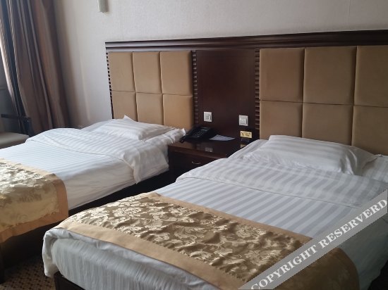 Бенкси: Xiaoshi Holiday Fashion Hotel