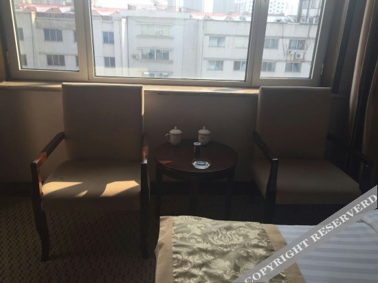 Бенкси: Xiaoshi Holiday Fashion Hotel