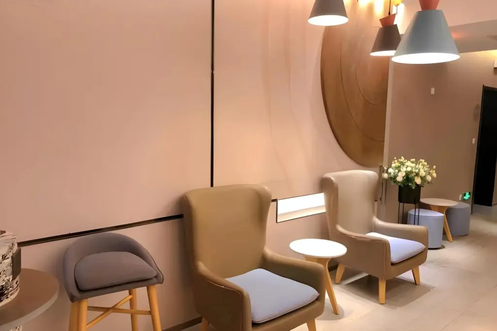Вэйхай: Homeinn Hotel (Rongcheng Chengshan Avenue RT-Mart)
