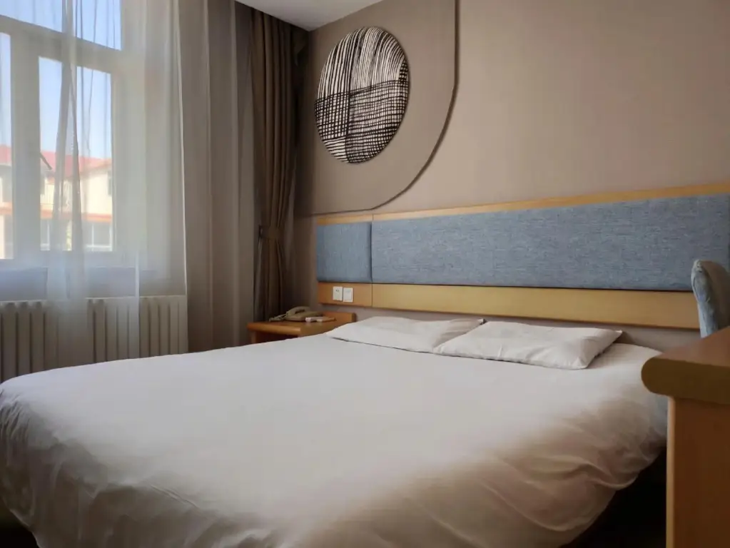 Вэйхай: Homeinn Hotel (Rongcheng Chengshan Avenue RT-Mart)