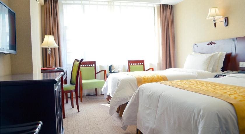 Вэйхай: Vienna International Hotel (Rongcheng High Speed ​​Railway Station)