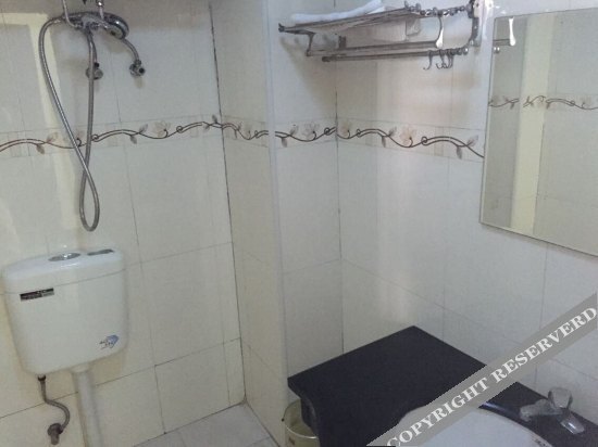 Ухань: Youth Inn (Wuhan Software Engineering Vocational College Store, Wuhan University of Communications)