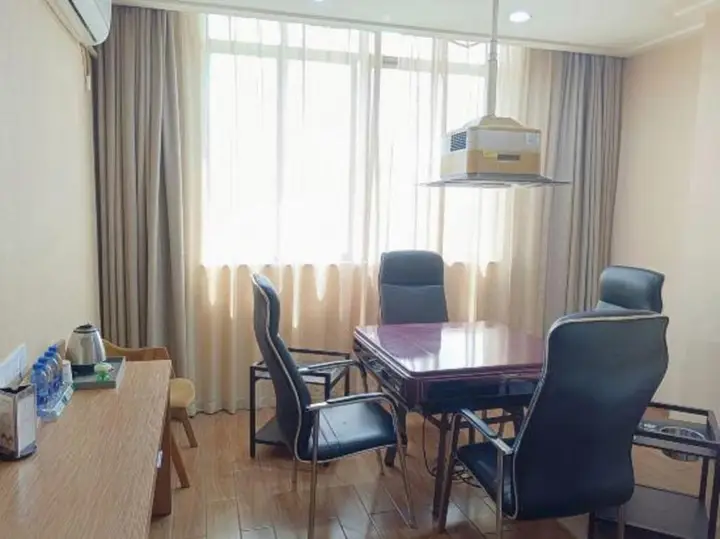 Дунгуань: M-hotel (Dongguan Dongkeng)