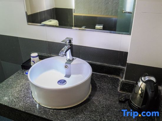 Лючжоу: Plinisi American Hotel (Lixin Road Store, Five Star Pedestrian Street, Liuzhou)