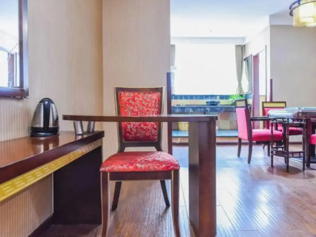 Чунцин: Longzhou Hotel (Chongqing Daping Times Tianjie)