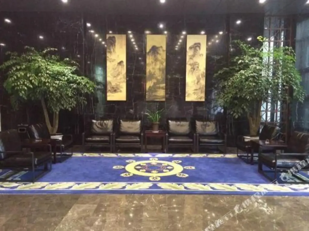 Лохэ: Dadonghai Jinyuan Hotel