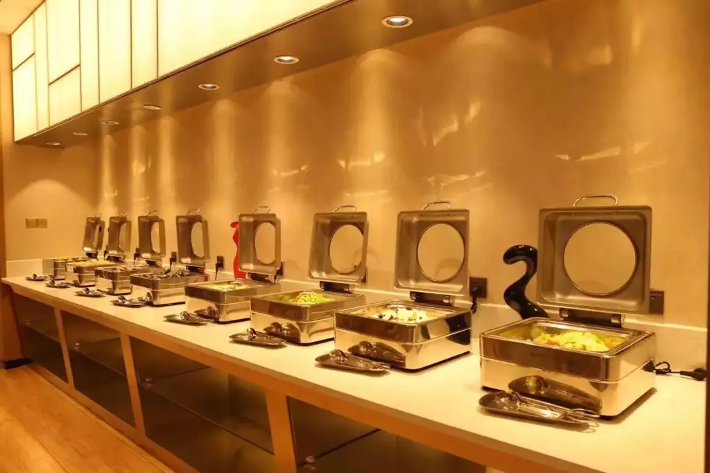 Xierdun Yixuan Hotel — фото 1