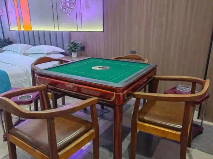Хэфэй: Aimeite Hotel(Hefei Baishuiba Xintiandi)