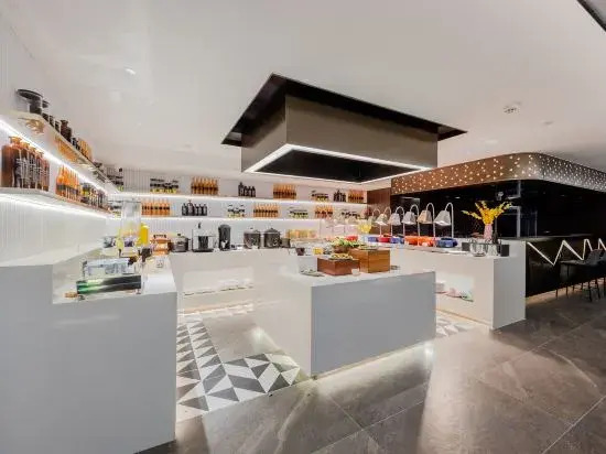 Ханчжоу: Homeinn Plus Hotel (Hangzhou Zijin Port Xixi Wetland)
