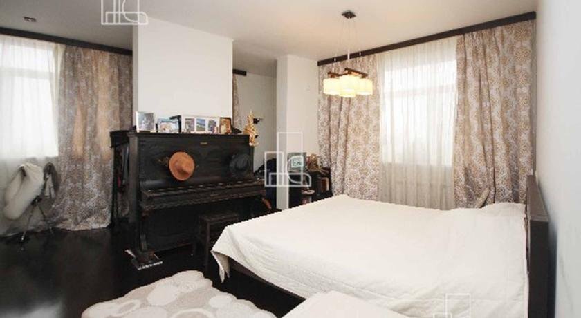 Москва: Apartment With Terrace