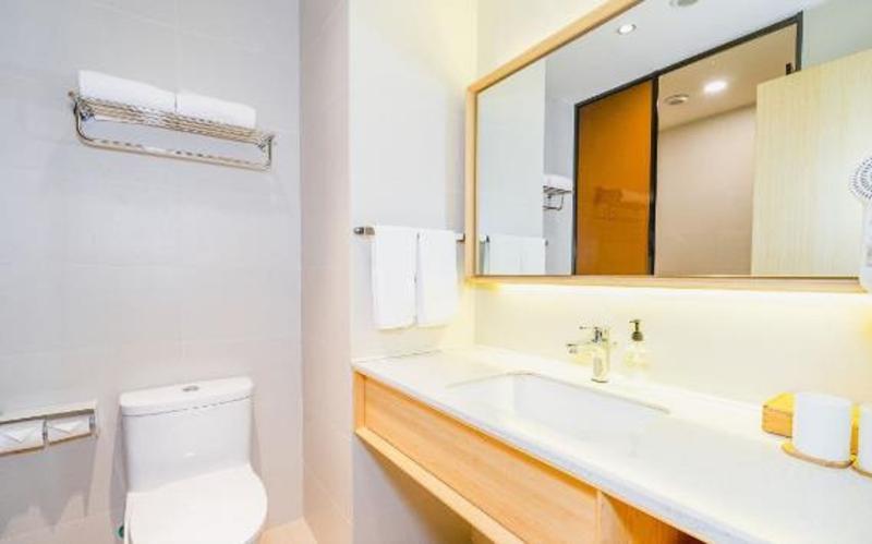 Хучжоу: Ji Hotel (Deqing Yuyingfang)