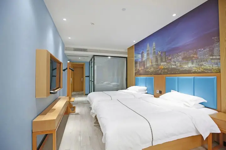 Чэнду: Super 8 Hotel (Chengdu Provincial Gymnasium)