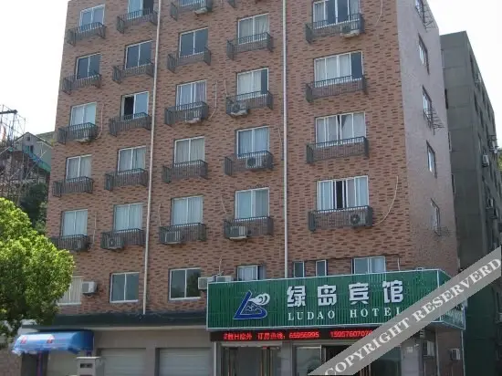 Нинбо: Shipu Lvdao Hotel