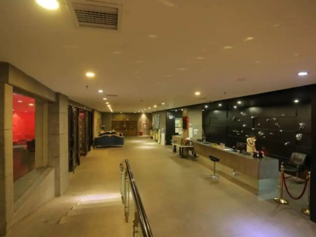 Каили: Kaili Yudu Hotel (Wanbo Plaza)