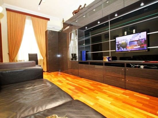Москва: Apartments on per Degtyarniy 5