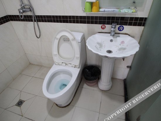 Шанхай: Ge Lai Ya Hotel