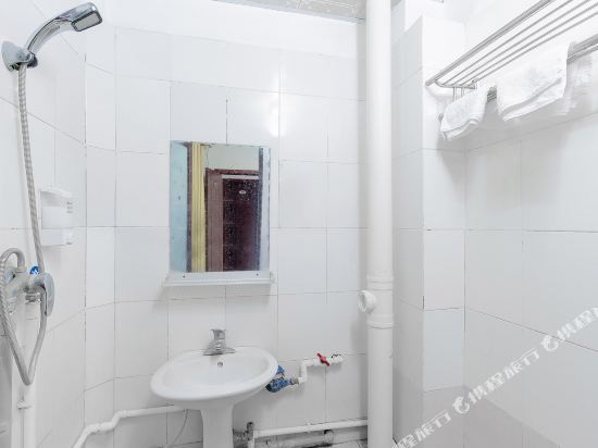 Хайкоу: Huixiang Hotel (Haikou High-speed railway East station Wuyue Plaza store)