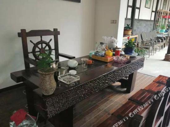 Чэнду: Xiju Bieyuan Boutique Holiday Hotel