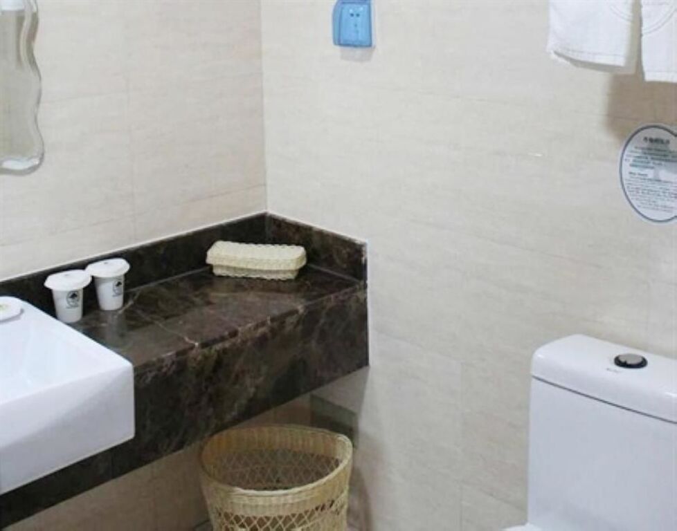 Циндао: GreenTree Inn JUSCO Shopping Mall Business Hotel