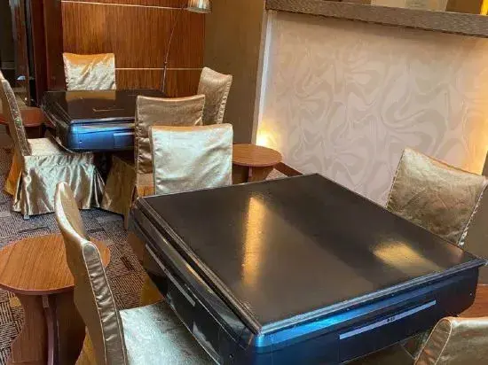 Янчжоу: Gaoyou California Sunshine Hotel