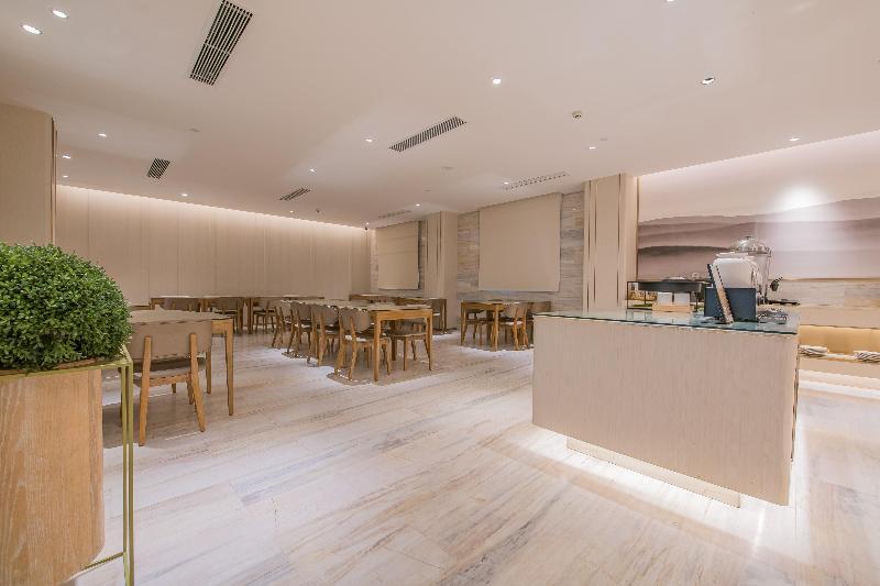Чэнду: Ji Hotel Chengdu Taikoo Li Binjiang Road