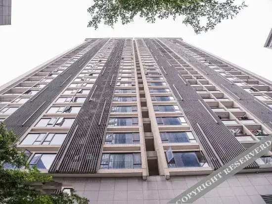 Шэньчжэнь: 深港短租公寓(深圳桃园店)