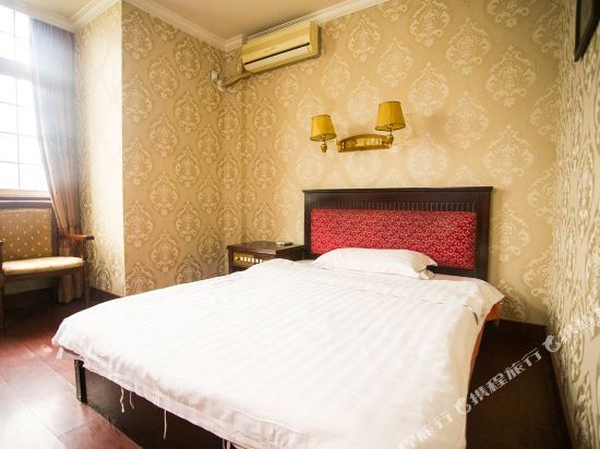 Шанхай: Huada Hotel