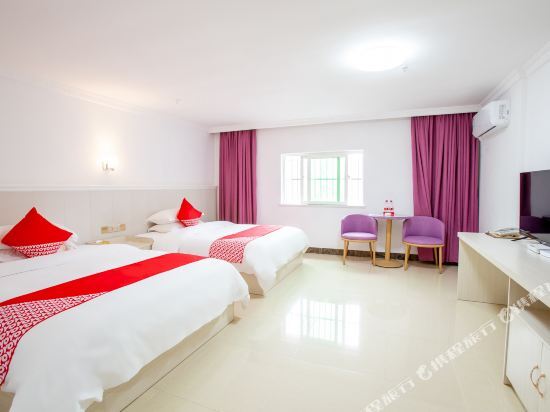Хейан: Hongfu Business Hotel (Wanlong City Shopping Center Branch, Heyuan Station)