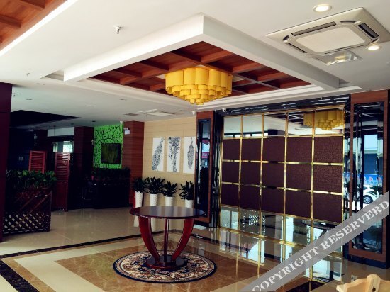 Шанхай: Twin Lotuses Grand Hotel