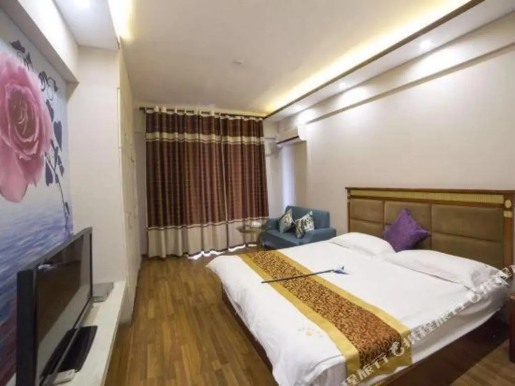 Жангжоу: Zhangzhou Luanfeng Business Hotel