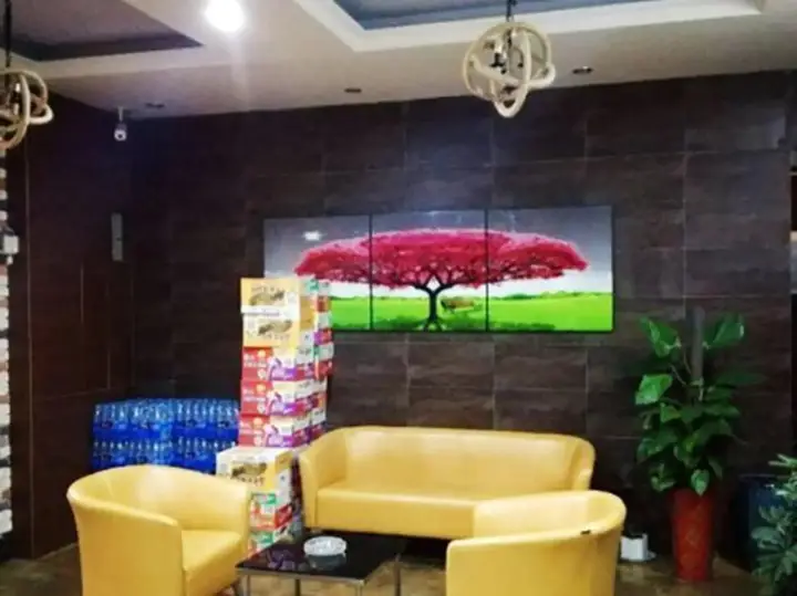 Ляньюньган: Bailisi Hotel