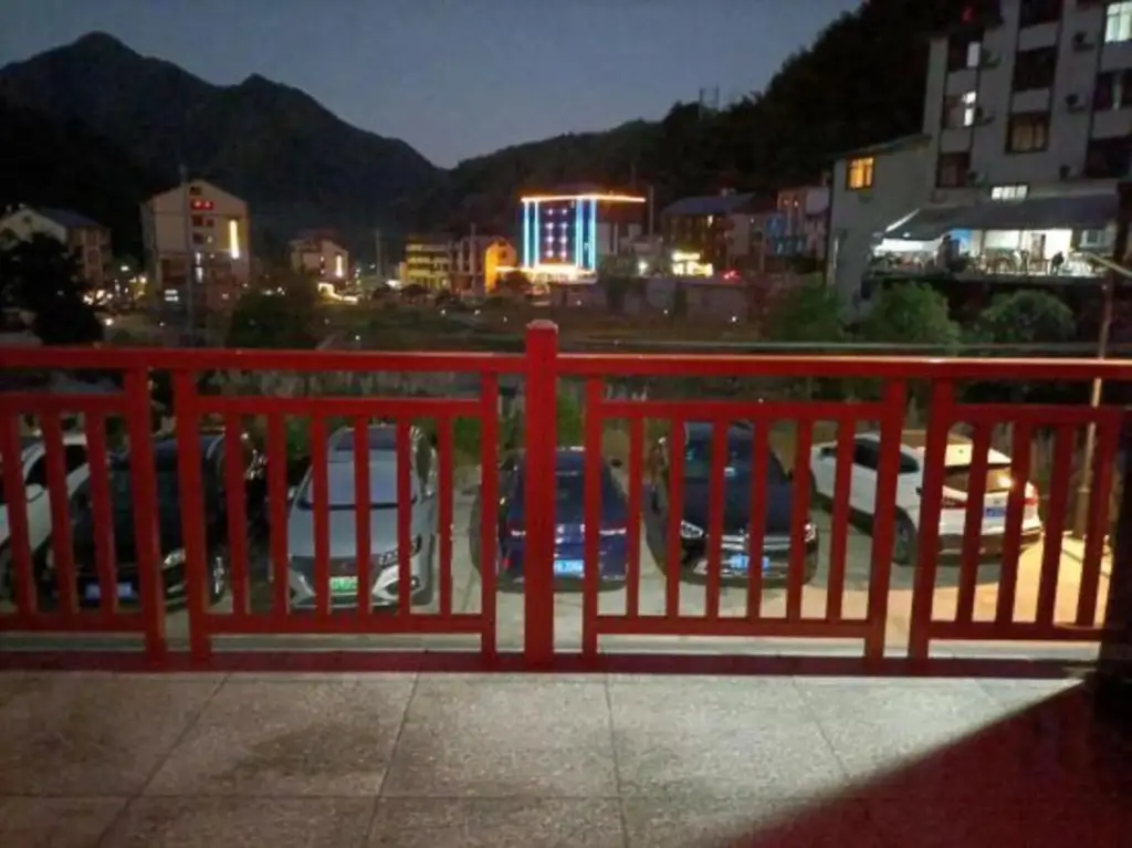 Ханчжоу: Xiaoqiao Liushui Farmhouse
