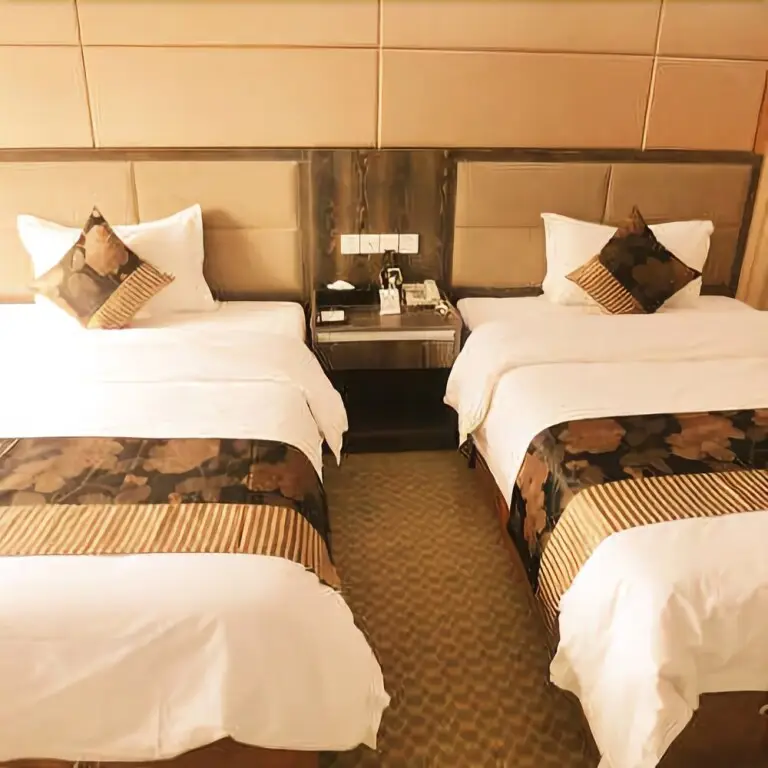 Чэнду: Ronggui Hotel