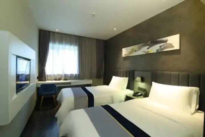 Шанхай: Ease Hotel (Shanghai Stadium Wanping South Road)